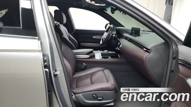 Genesis GV70, 2022 11