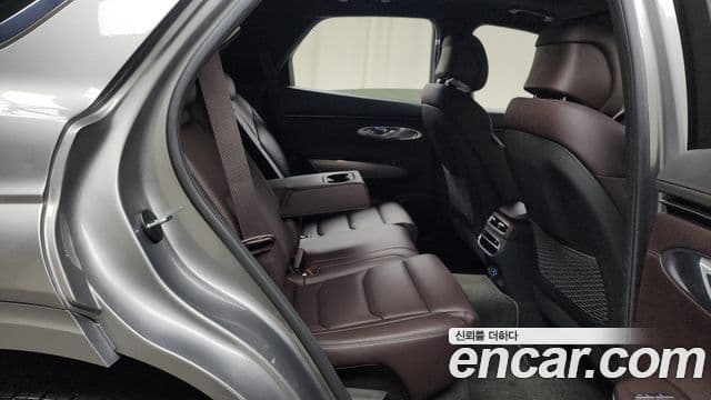 Genesis GV70, 2022 12