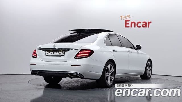 Mercedes-Benz E-класс W213 Avantgarde, 2017 2