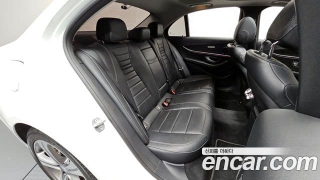 Mercedes-Benz E-класс W213 Avantgarde, 2017 12