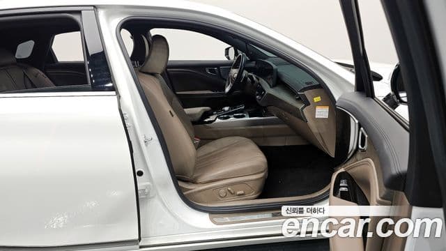 Kia K8 гибрид Noblesse Light, 2024 11