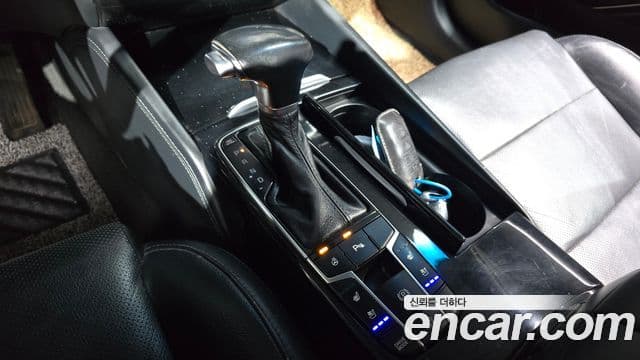 Kia All New K7 гибрид Noblesse, 2017 9