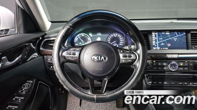 Kia All New K7 гибрид Noblesse, 2017 13