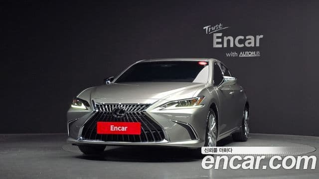 Lexus ES300h 7세대 Luxury Plus, 2025 3