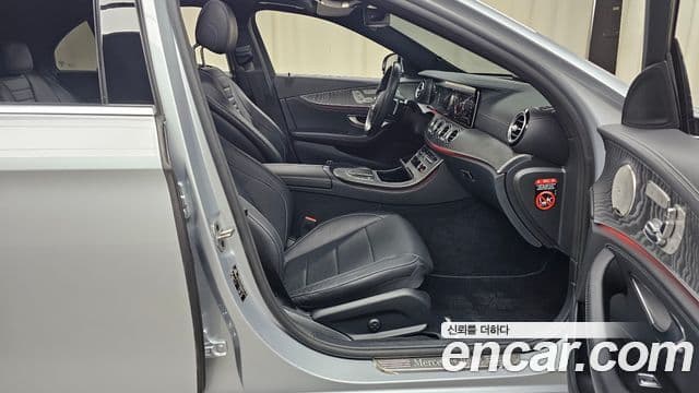 Mercedes-Benz E-класс W213 AMG Line, 2022 11