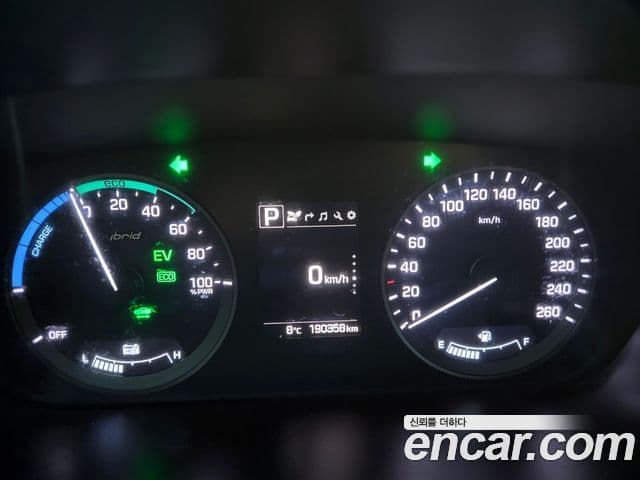 Hyundai LF Sonata гибрид Premium, 2016 8