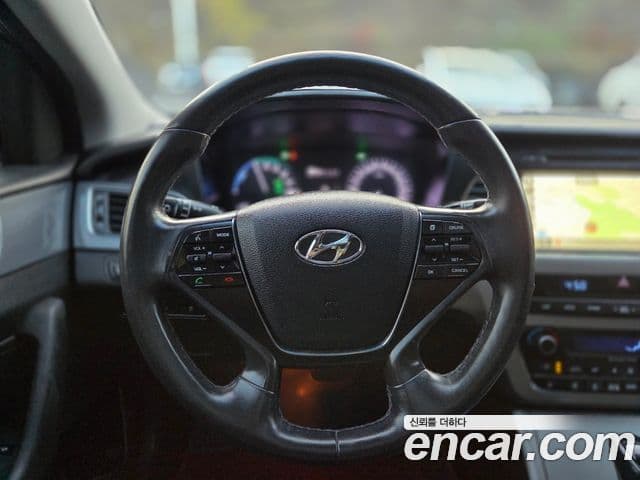 Hyundai LF Sonata гибрид Premium, 2016 14