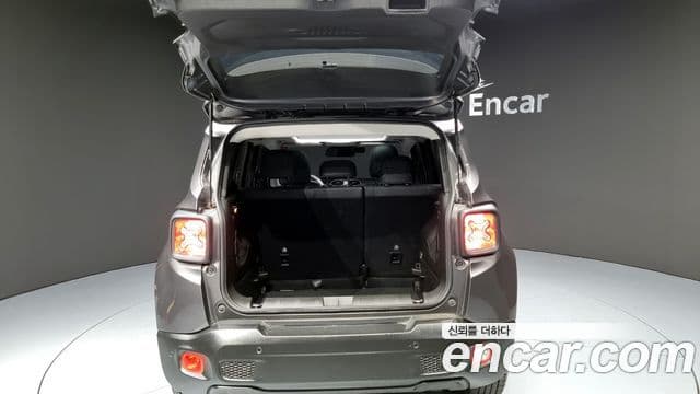 Jeep Renegade 2.4 Longitude high, 2017 20