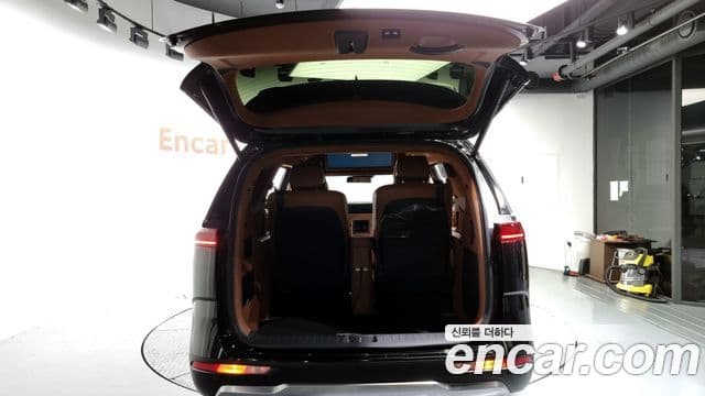 Kia Carnival 4세대 бензин 9인승 High Limousine(компания по спецнадстройкам), 2021 20