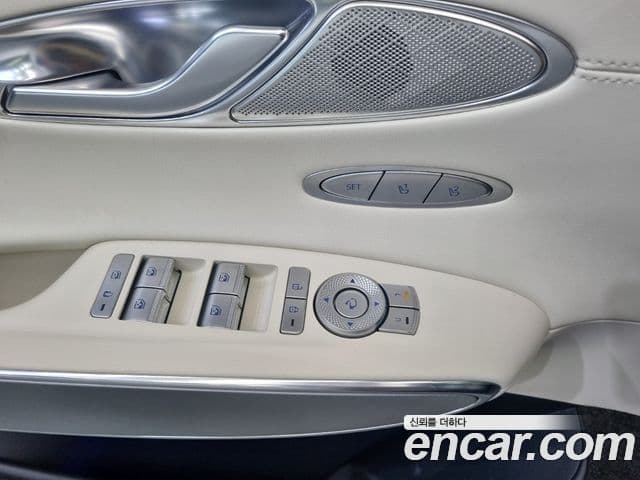 Genesis electrified GV70 e-AWD, 2022 13