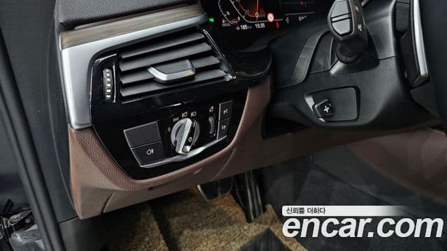 BMW 6시리즈 GT (G32) 620d M Sport, 2020 18