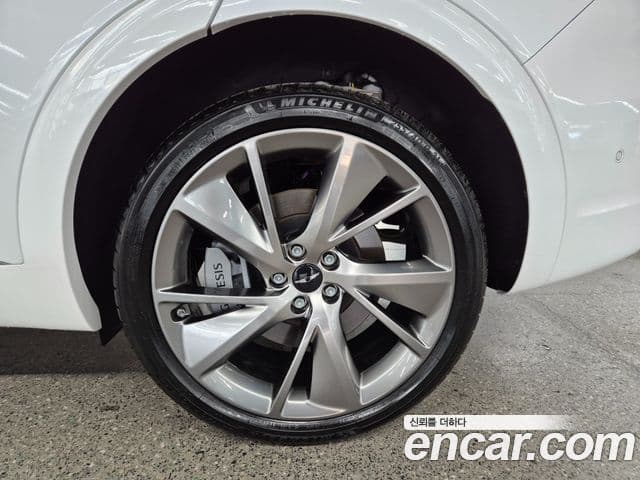 Genesis GV70, 2025 12