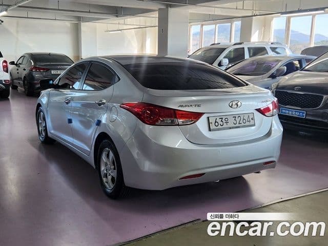 Hyundai Avante MD Luxury, 2011 4