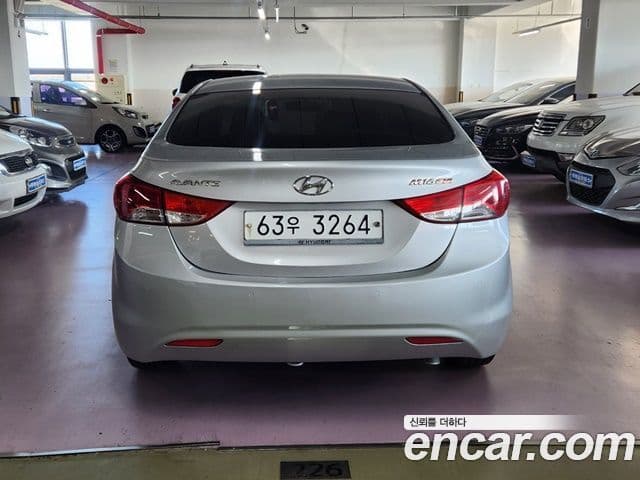 Hyundai Avante MD Luxury, 2011 все фото