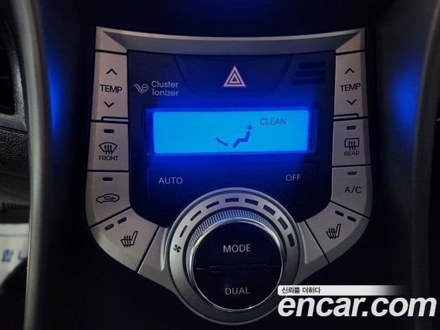 Hyundai Avante MD Luxury, 2011 10