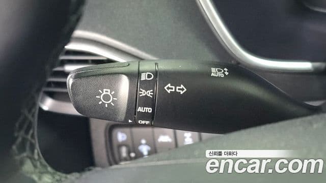 Hyundai Santa Fe TM Exclusive, 2019 17