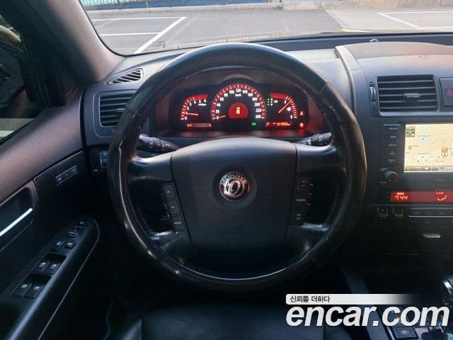 Kia Mohave 4WD KV300, 2014 7