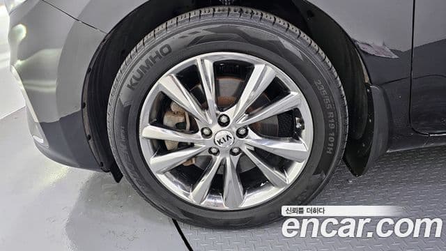 Kia The / новый New Carnival President, 2019 все фото