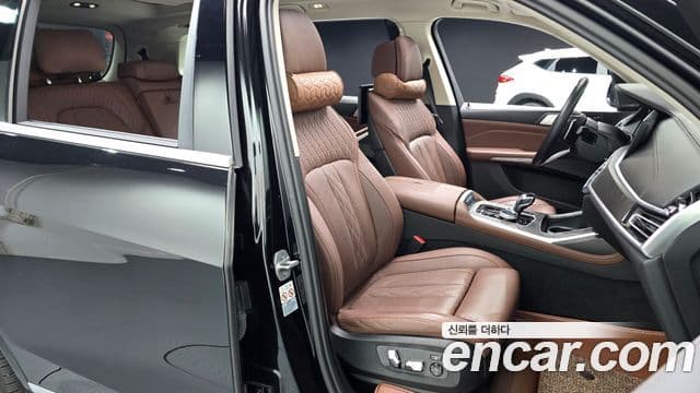 BMW X7 (G07) xDrive 40d Design Pure Excellence 7인승, 2022 10