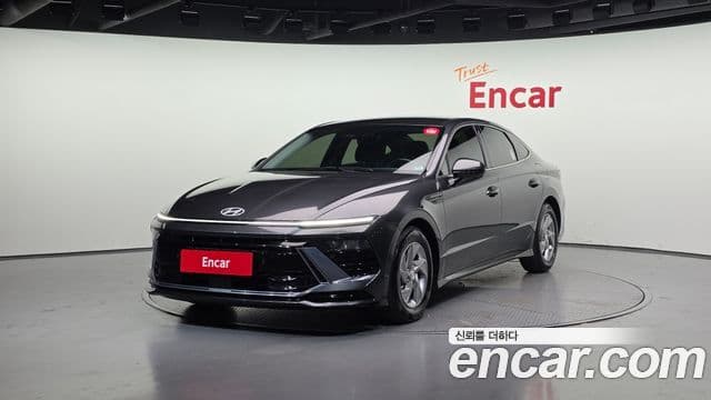 Hyundai Sonata D Edge(DN8) Business 1