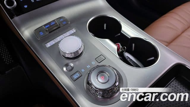 Genesis GV70, 2025 9