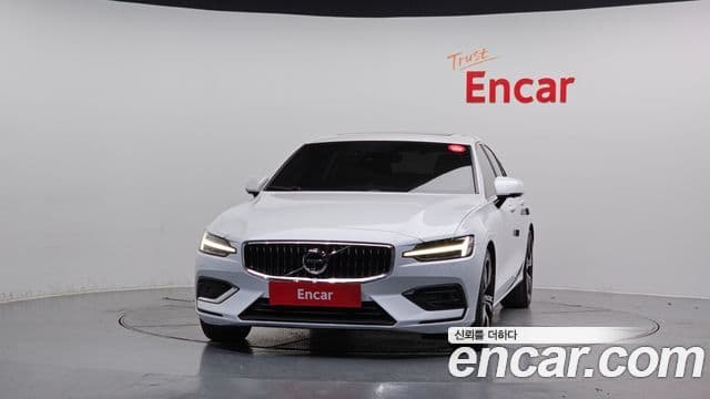 Volvo S60 3세대 T5 Inscription, 2020 3