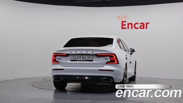 Volvo S60 3세대 T5 Inscription, 2020 4