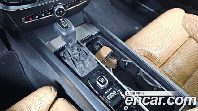 Volvo S60 3세대 T5 Inscription, 2020 9