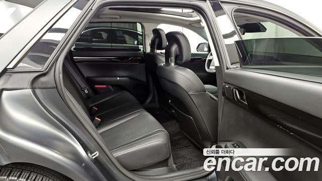 Hyundai Grandeur (GN7) Calligraphy, 2023 12