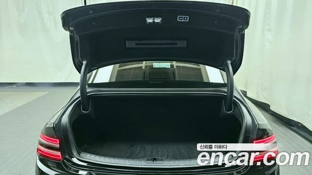 Genesis G80 (RG3) бензин 2.5 турбо 2WD, 2021 20