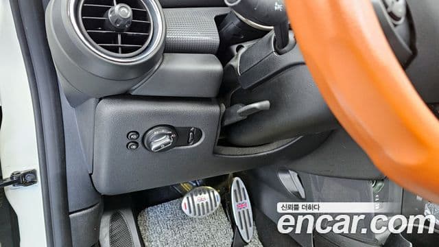 Mini Cooper кабриолет 3세대, 2021 16