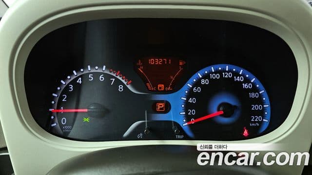 Nissan 큐브 Z12, 2013 8