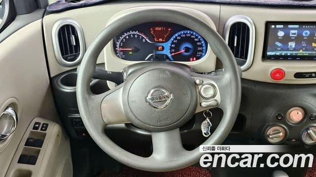 Nissan 큐브 Z12, 2013 13