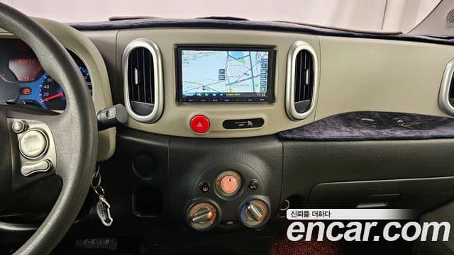 Nissan 큐브 Z12, 2013 14