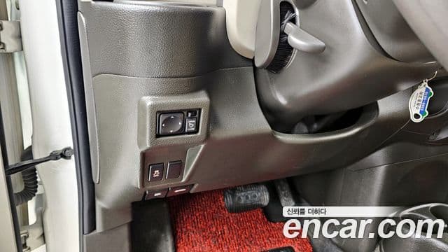 Nissan 큐브 Z12, 2013 16