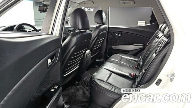 KG모빌리티(SsangYong) Tivoli Armor дизель LX 2WD, 2018 10