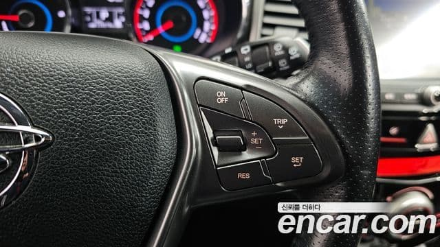 KG모빌리티(SsangYong) Tivoli Armor дизель LX 2WD, 2018 12