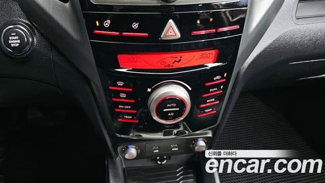 KG모빌리티(SsangYong) Tivoli Armor дизель LX 2WD, 2018 20