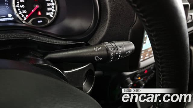 Jeep Renegade 2.4 Limited, 2019 17