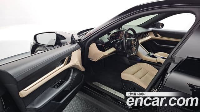 Porsche 타이칸 4S, 2021 10