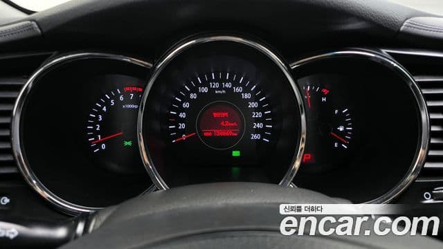 Kia K5 2.0 Deluxe, 2011 8