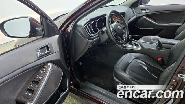 Kia K5 2.0 Deluxe, 2011 10