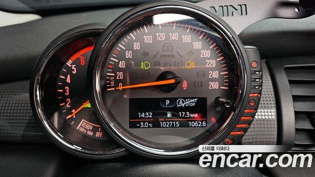 Mini Cooper D 3세대, 2017 8