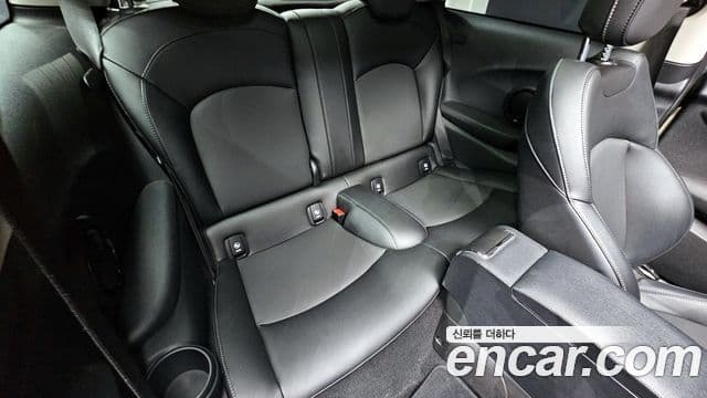 Mini Cooper D 3세대, 2017 11