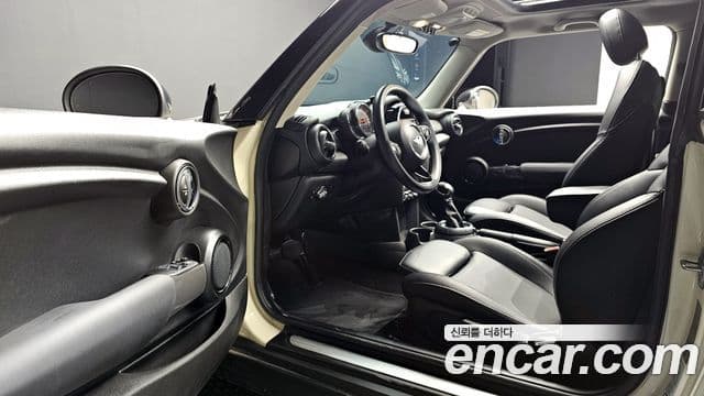 Mini Cooper D 3세대, 2017 12