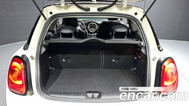 Mini Cooper D 3세대, 2017 20