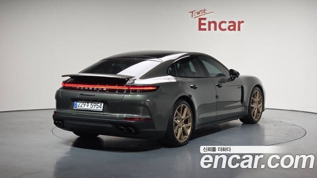 Porsche Panamera (976) 2.9 AWD E-гибрид, 2025 2
