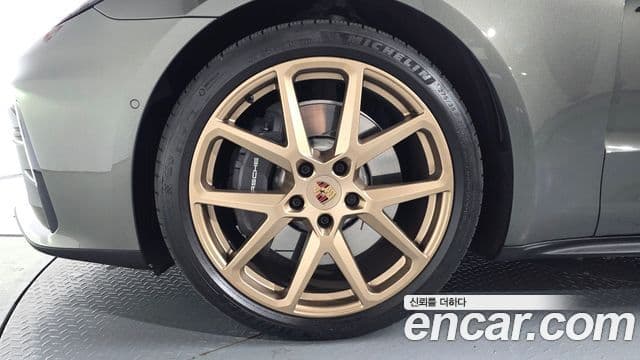 Porsche Panamera (976) 2.9 AWD E-гибрид, 2025 все фото