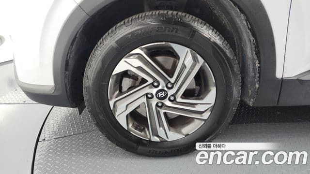 Hyundai The / новый New Santa Fe Exclusive, 2022 все фото