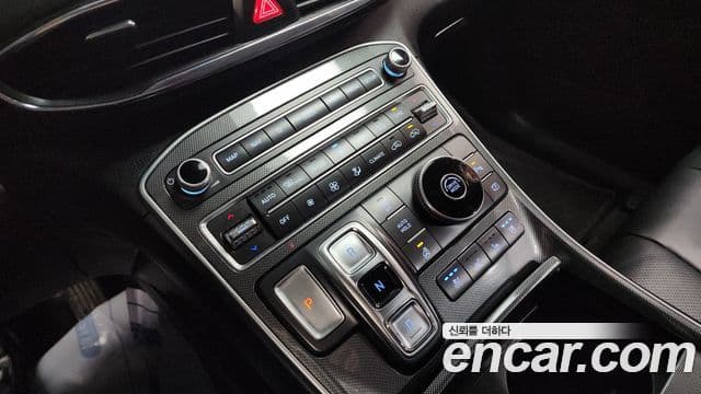 Hyundai The / новый New Santa Fe Exclusive, 2022 9